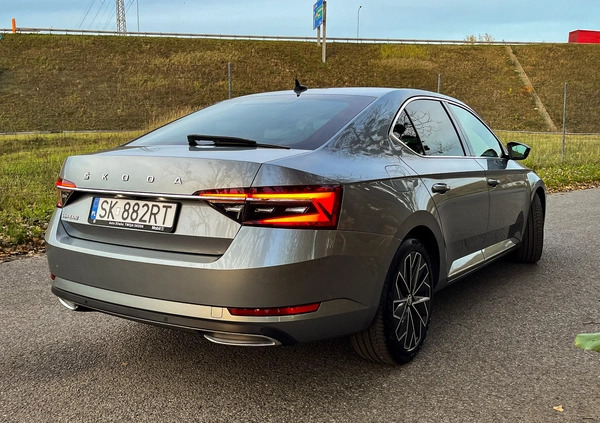 Skoda Superb cena 89900 przebieg: 220000, rok produkcji 2019 z Bytom małe 466